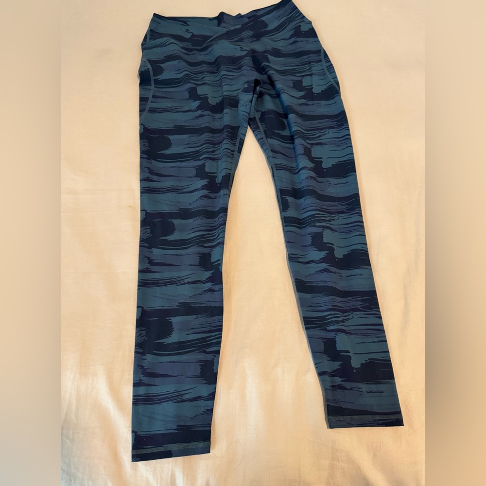 Alphalete Women's Multi Color Camo Leggings - Size L
